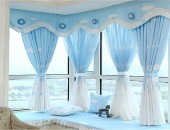 Những mẫu rèm cửa màu xanh nước biển được ưa chuộng hiện nay