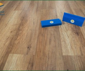 Sàn gỗ Robina 8mm