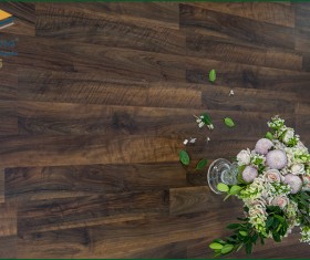 Sàn gỗ Robina 12mm bản nhỏ 